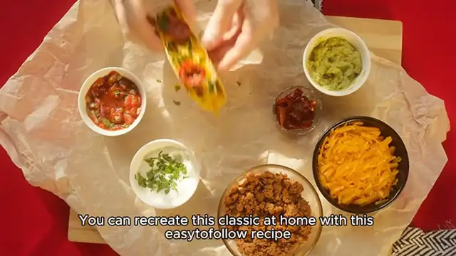 Video thumbnail for Copycat Taco Bell Mexican Pizza