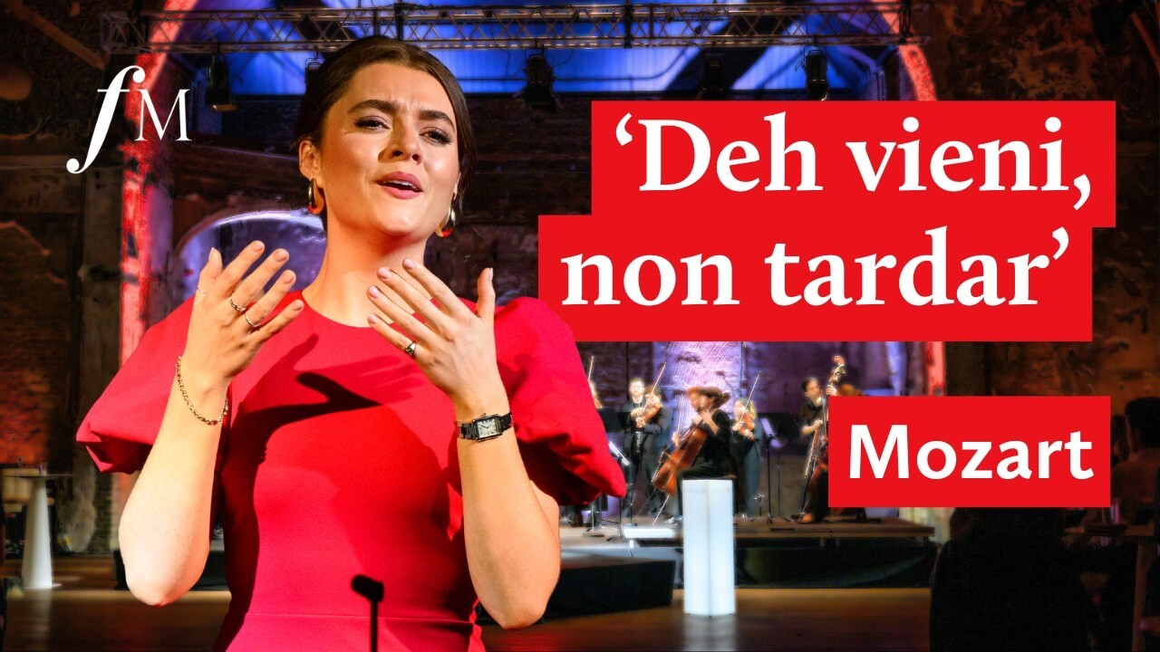Video thumbnail for Susanna's aria 'Deh vieni, non tardar' from The Marriage of Figaro - Mozart | Classic FM