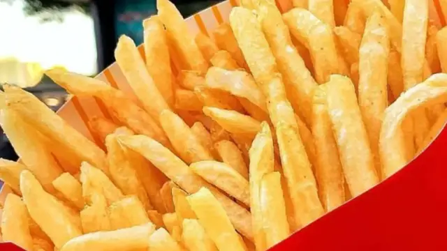 'Video thumbnail for This Is How McDonald's Perfect French Fries Are Actually Made'