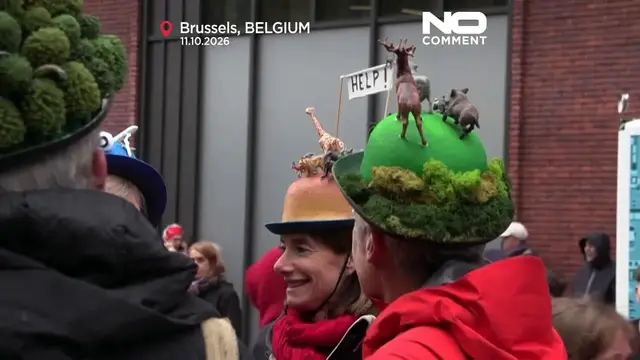 Video thumbnail for Tens of thousands march in Brussels demanding urgent climate action
