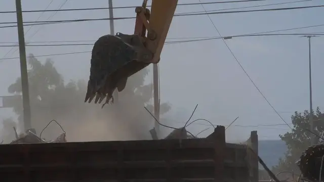 Video thumbnail for Venezuela: Venezuela quake death toll rises to 1,430 (3).
