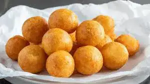 Video thumbnail for Garlic Parmesan Cheese Balls