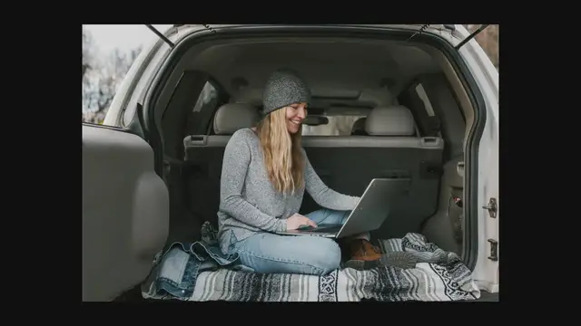 Video thumbnail for Cómo Trabajar y Viajar: Carreras para Nómadas Digitales