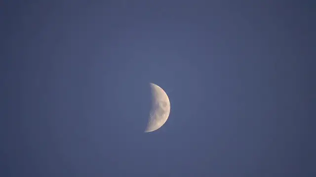 Video thumbnail for China: International Moon Day.