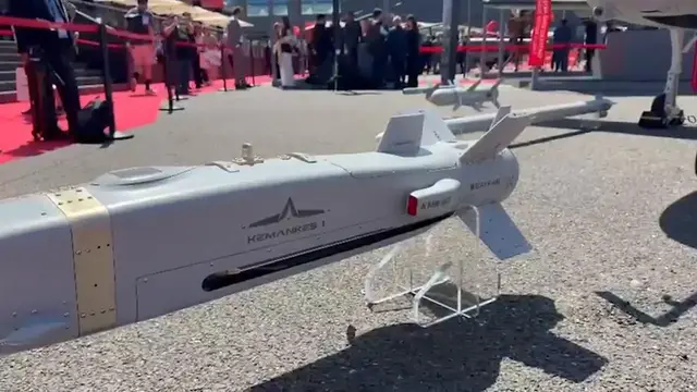 Video thumbnail for US: Italian firm Leonardo, Türkiye's Baykar reveal details of 1st historic drones, fighter jets trials.