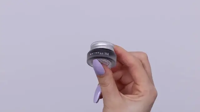 'Video thumbnail for Tips And Tricks To Achieve Perfectly Defined Black Smokey Eyes Tutorial'