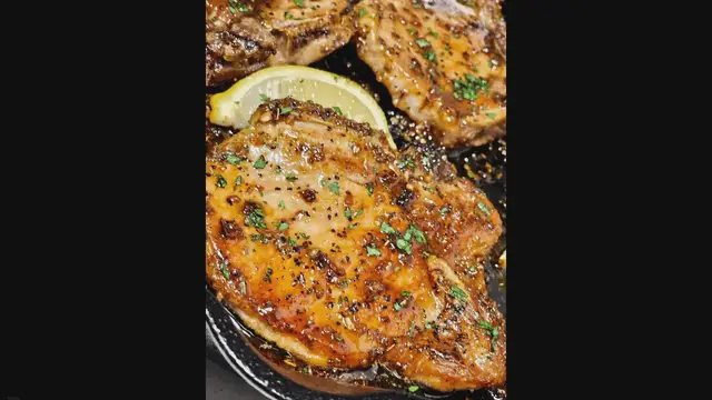 Video thumbnail for Garlic Lemon Pork Chops - Krystel's Cooking