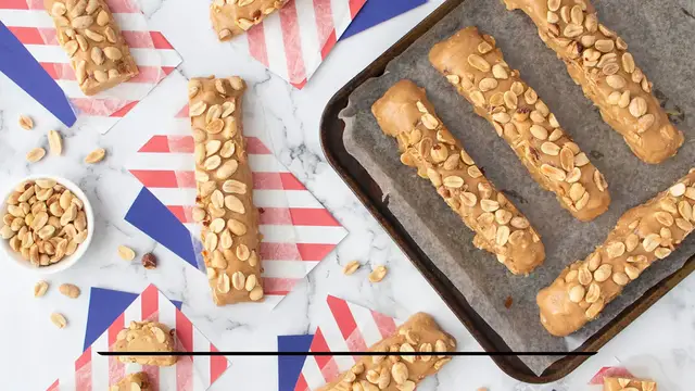 Video thumbnail for Payday Candy Bar Delight Recipe