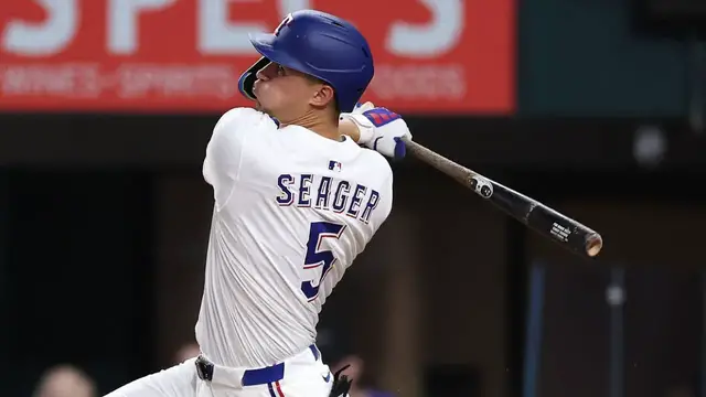'Video thumbnail for Corey Seager 2025 MLB Highlights!'