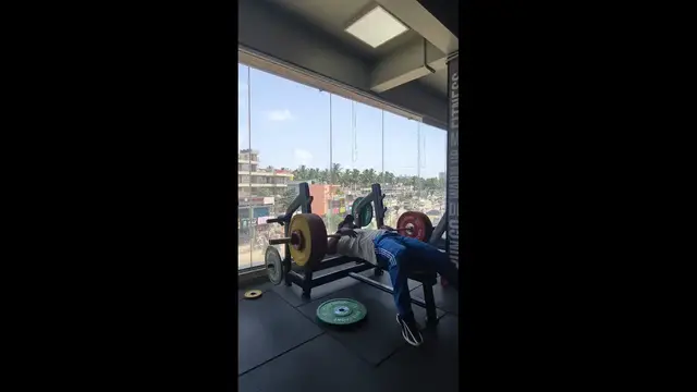 Video thumbnail for Bench Press Fail in Bangalore: Heavy Lift Gone Wrong