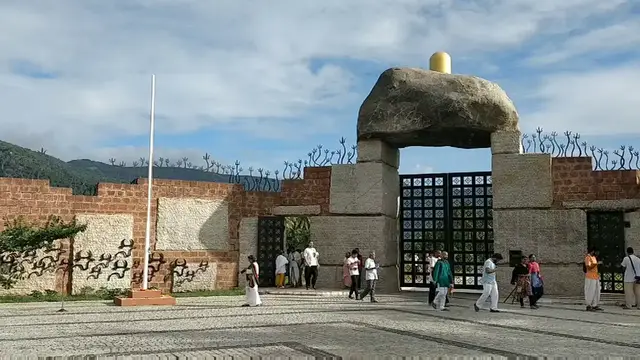 Video thumbnail for Indian Independence Day Flag Hoisting @ Adiyogi Gate, Isha Yoga Center, Coimbatore