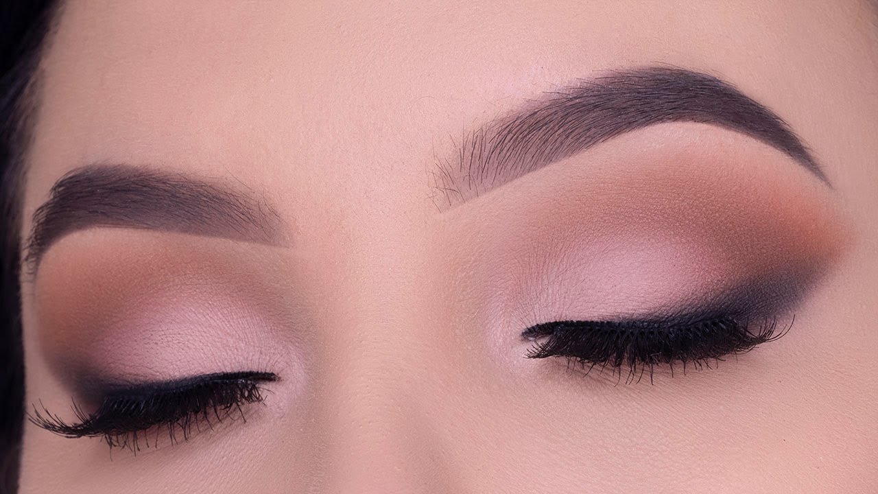 Video thumbnail for Soft Matte Smokey Eye Makeup Look Tutorial | Maven beauty