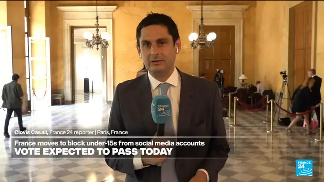Video thumbnail for 'France wants to lead the way' with under-15s social media ban
