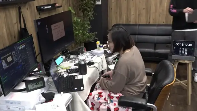 Video thumbnail for Longest videogame marathon playing games in the Super Mario series