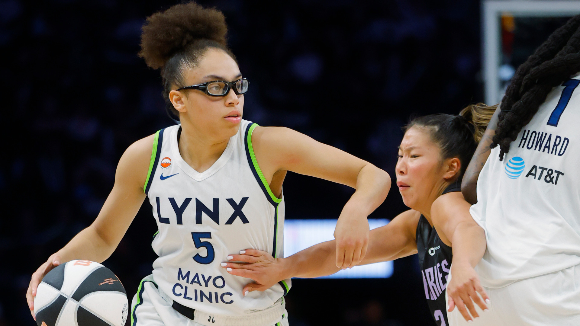 Video thumbnail for Minnesota Lynx: Olivia Miles Shines as an Awards Contenders!