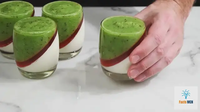 Video thumbnail for Enjoy the Perfect Kiwi Strawberry Cream Dessert!