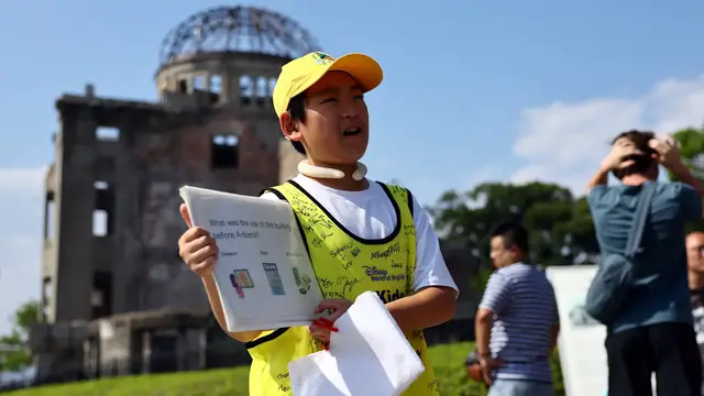 'Video thumbnail for Schoolboy makes Hiroshima bombing personal for Peace Park visitors'