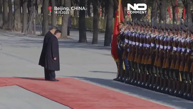 'Video thumbnail for China hosts Thai king on first-ever state visit by a Thai monarch'