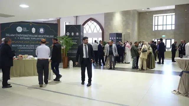 Video thumbnail for Türkiye: First Consultative Forum for Presidents of Islamic Universities in Turkey.
