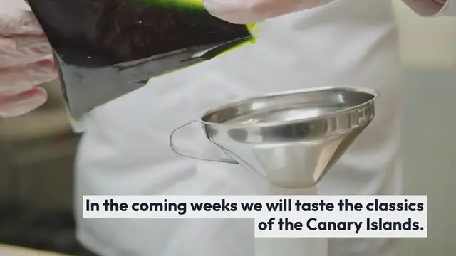 Video thumbnail for Recipe Canary papas arrugadas