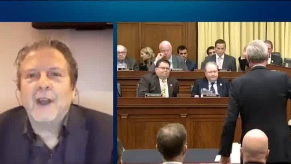 Video thumbnail for Trump reaction to ex-FBI chief's death: 'Debasement of public life' in US, expert says