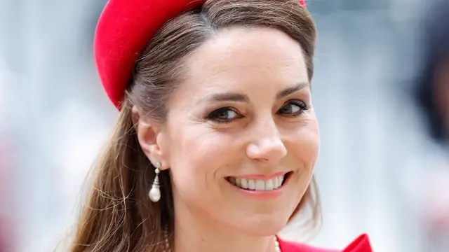 'Video thumbnail for Kate Middleton's 2025 Makeup Transformation Has Everyone's Attention'