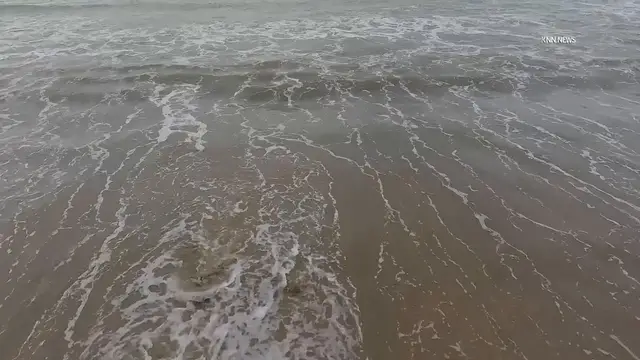 Video thumbnail for US, Los Angeles: Long Beach Tropical Storm Rachel Sends Powerful Waves Part 1.