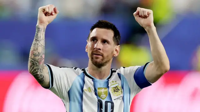 Video thumbnail for Dramatic Round-of-32 World Cup Game Shakes Hard Rock Stadium