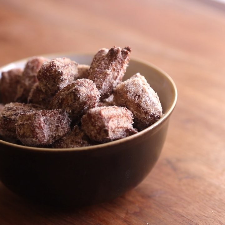 Video thumbnail for How Many Churro Bites Can You Handle?