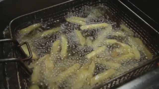 'Video thumbnail for What Fast Food Restaurant has Sweet Potato Fries? 10 Best Restaurants'
