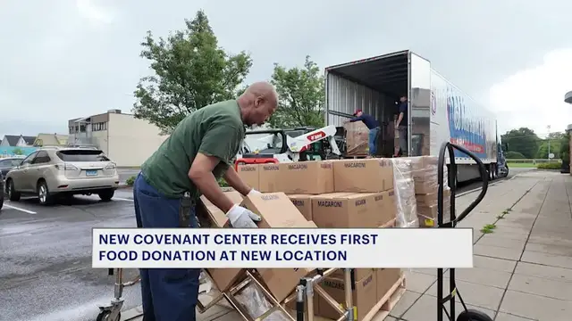 Video thumbnail for Stamford New Covenant Center prepares for opening with pantry delivery event
