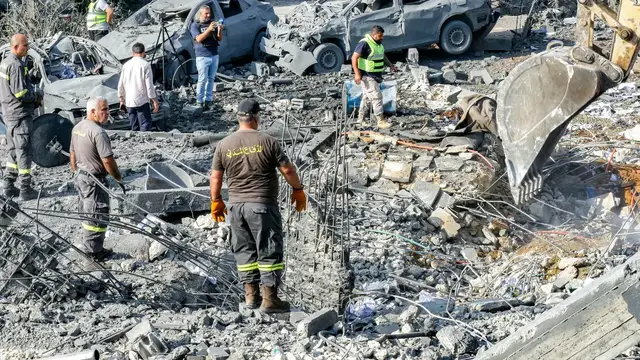 Video thumbnail for Three generations killed in Israeli strike: Death and displacement return to southern Lebanon