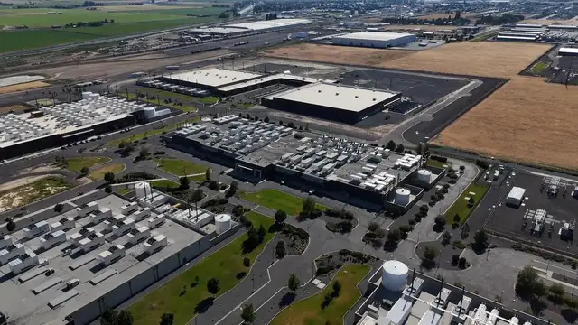 Video thumbnail for US: Drone Views Of Data Centers - Quincy WA 6.