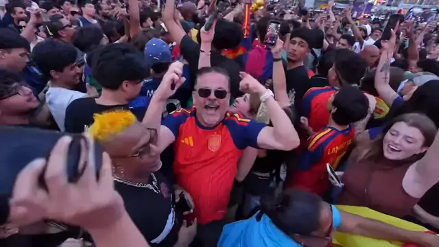 Video thumbnail for US: Spanish fans gather in Times Square to celebrate 2026 FIFA World Cup championship.