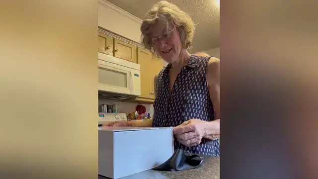 Video thumbnail for Girl Asks Grandma To Be Bridesmaid For First Time At Her Wedding | Happily TV