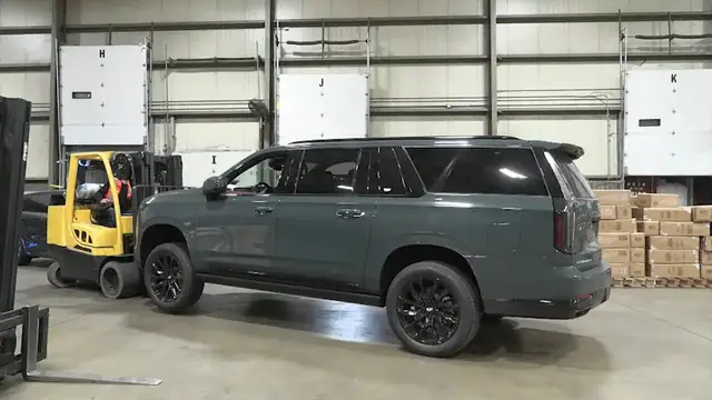 Video thumbnail for 603 stolen vehicles recovered at NY and NJ ports