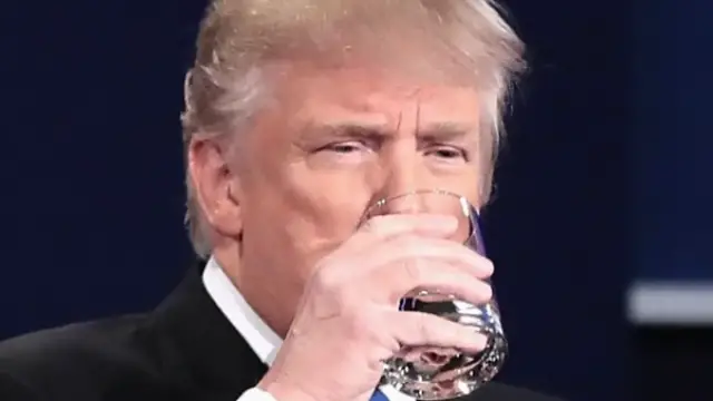 Video thumbnail for Really Weird Rules White House Chefs Are Forced To Follow