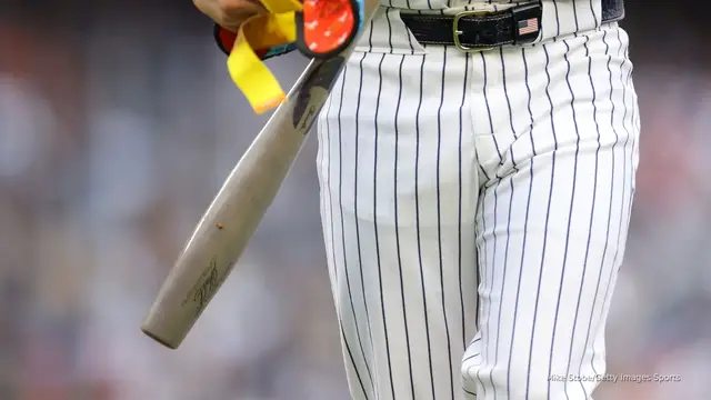 Video thumbnail for WSU 'Bat Lab' tests suggest 'torpedo' bats could benefit the right hitter