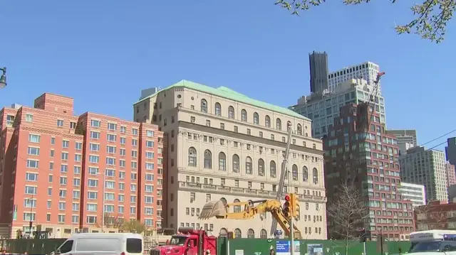 Video thumbnail for Brooklyn jail construction sounds bother neighbors