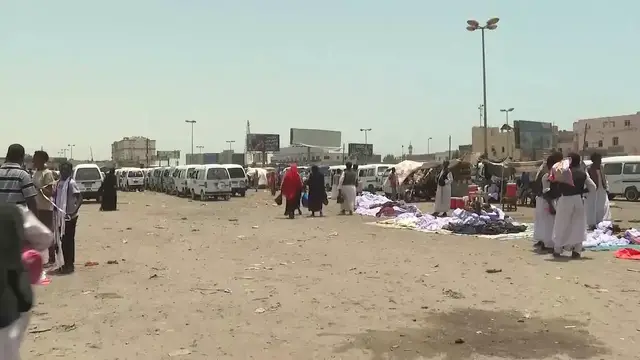 Video thumbnail for Sudan: Sudanese pound plunge fuels cost-of-living crisis as war grinds on.
