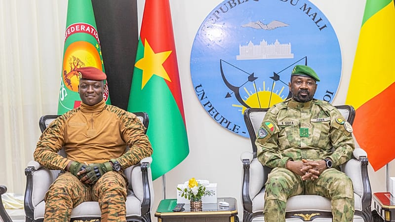 Video thumbnail for Junta leader Assimi Goita target of April attacks, Malian army says
