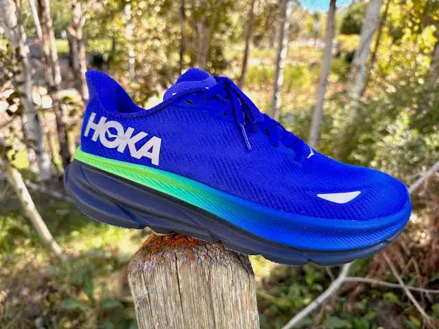 Video thumbnail for Clifton 9 GTX Review & Comparison to Clifton 9: Much more than a fine Gore-Tex upper. A New Ride!