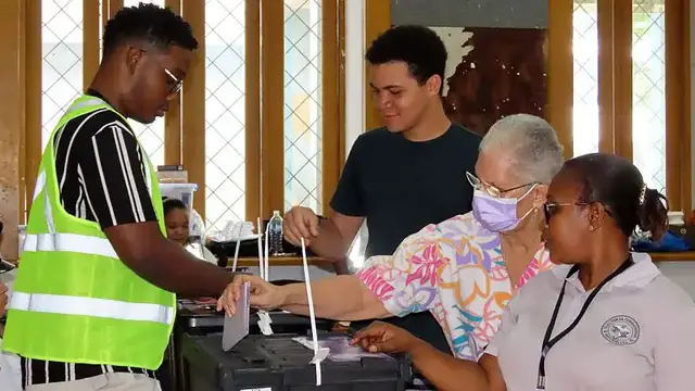 'Video thumbnail for Seychelles to hold rerun presidential election after no outright winner'