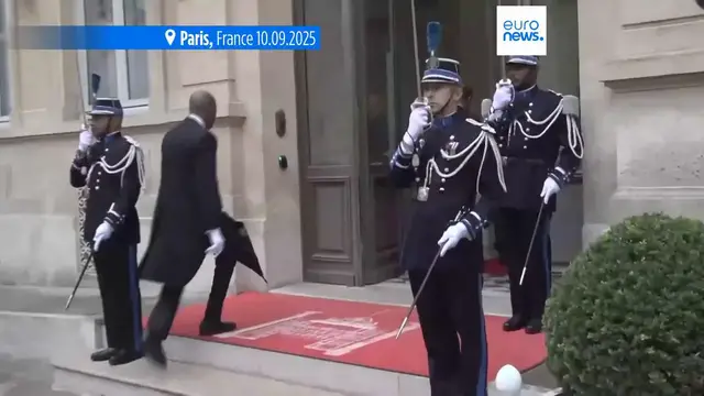 'Video thumbnail for French unions announce fresh day of strikes after talks with PM Lecornu collapse'