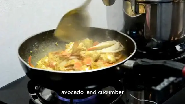 Video thumbnail for california roll recipe