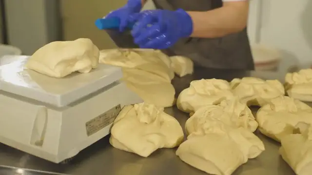 Video thumbnail for Mastering Artisanal Sourdough Baking