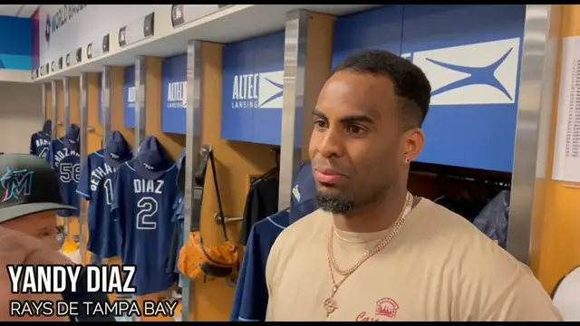 'Video thumbnail for Yandy Diaz dice que los Yankees golpearon a Randy Arozarena intencionalmente'