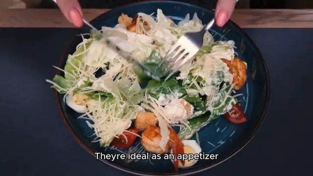 Video thumbnail for seared scallops recipe