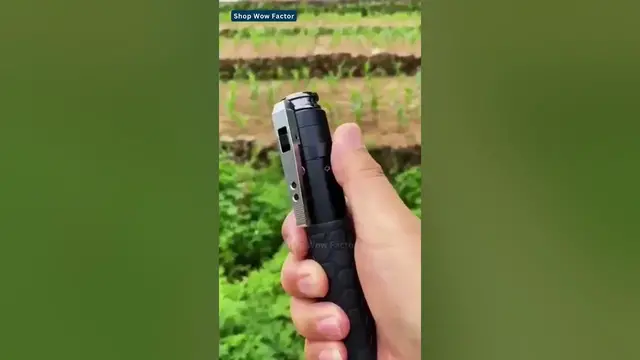 Video thumbnail for Experience Next-Level Hiking: Unleash the Power of our Enhanced Automatic Retractable Hiking Stick!