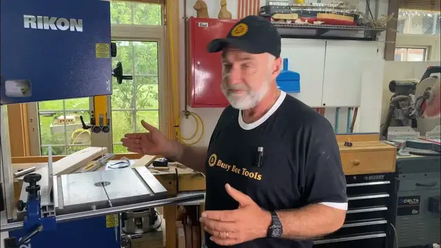 'Video thumbnail for 38VIDEO bandsaw choosing'